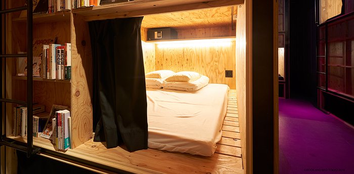 Tokyo Capsule Hotels for Couples