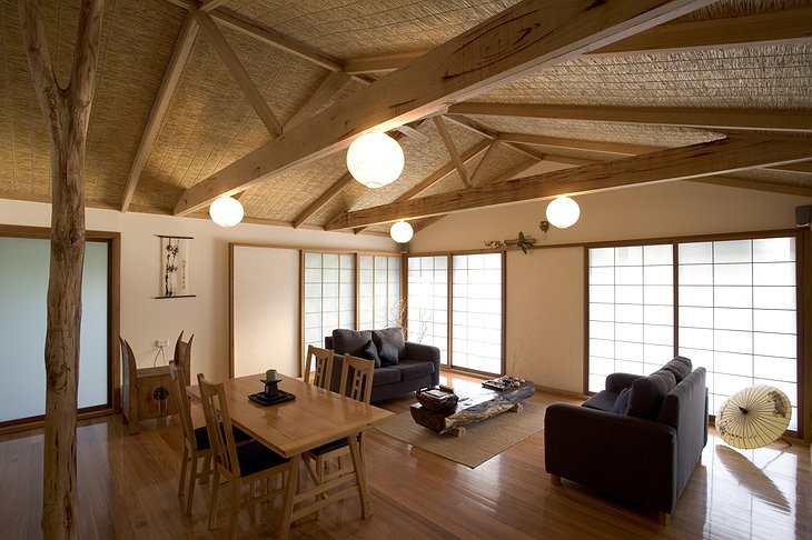 Japanese Zen Retreat lounge