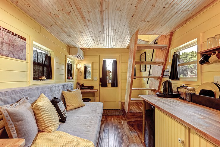 Tiny Digs Hotel - Arthur Train Caboose Living Room