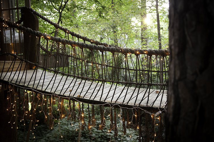 Secluded Intown Treehouse rope-bridge