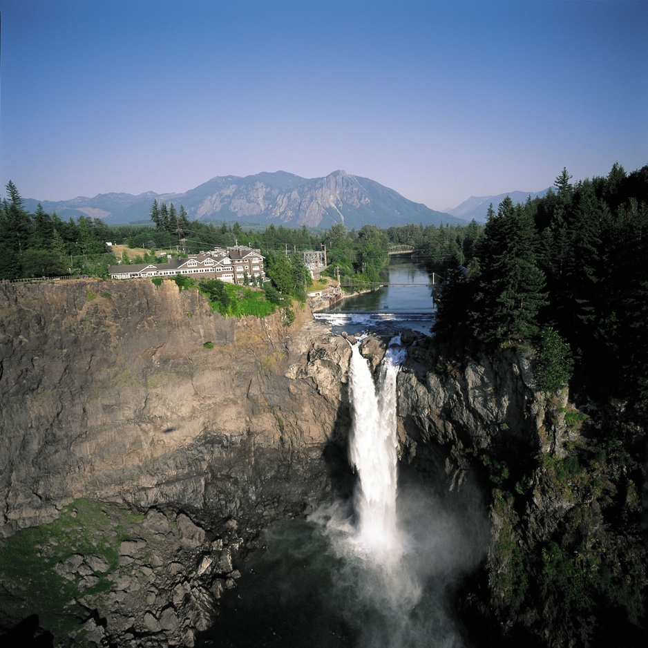 Twin Peaks Hotel - Salish Lodge