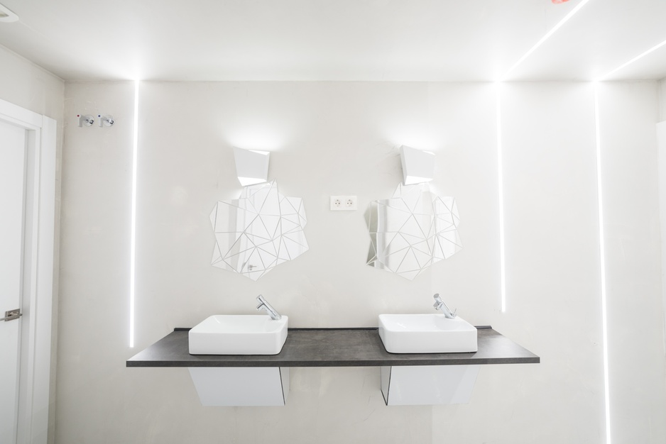 Optimi Rooms Bathroom