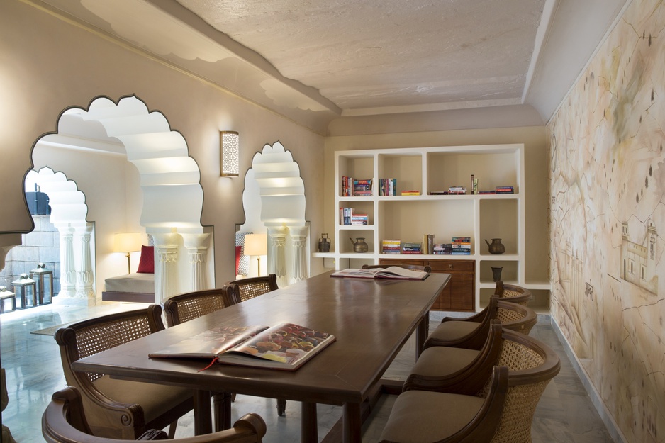 Alila Fort Bishangarh Hotel Library