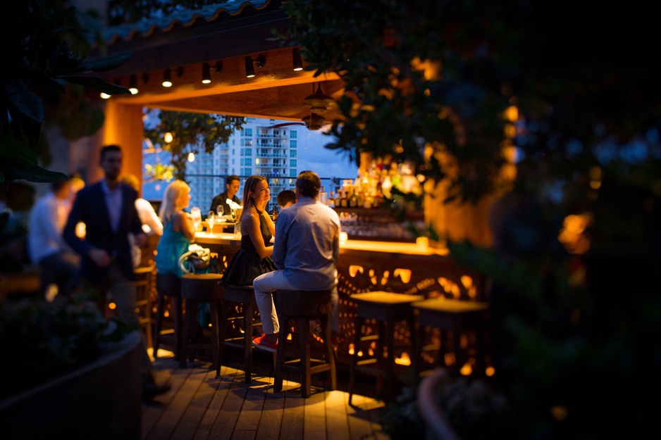 EAST Miami Hotel Sugar Bar At Night