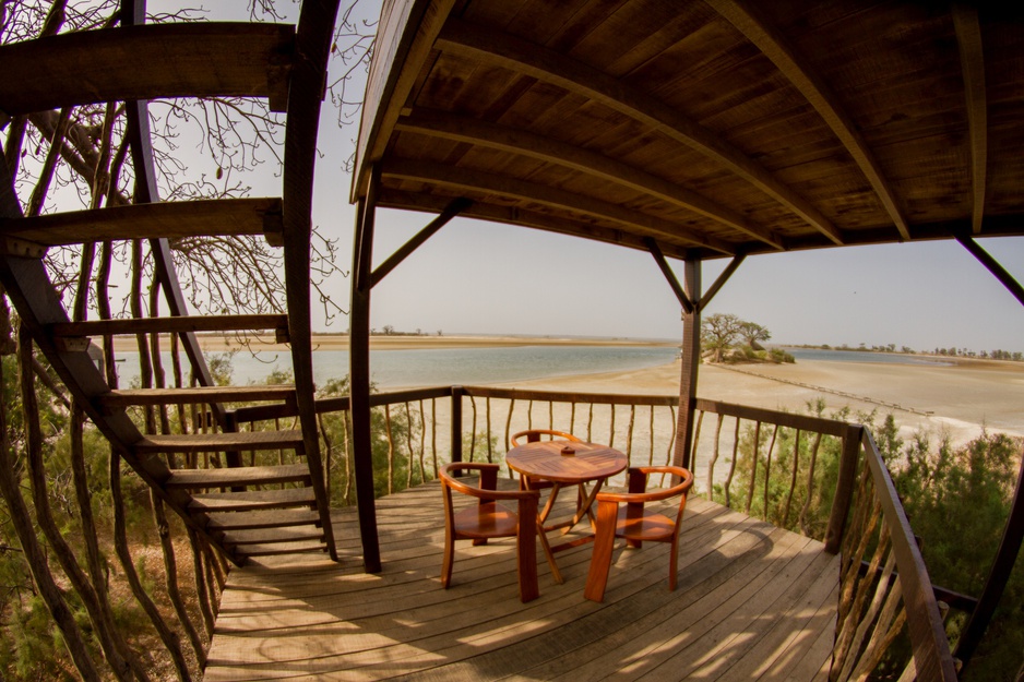 Les Collines De Niassam lodge terrace