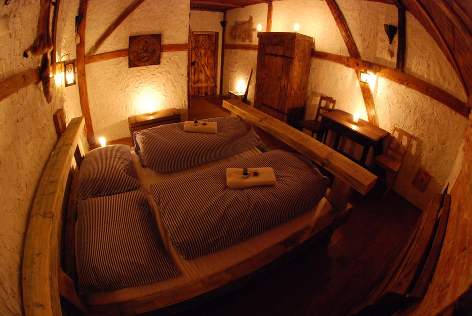 Medieval Hotel bedroom