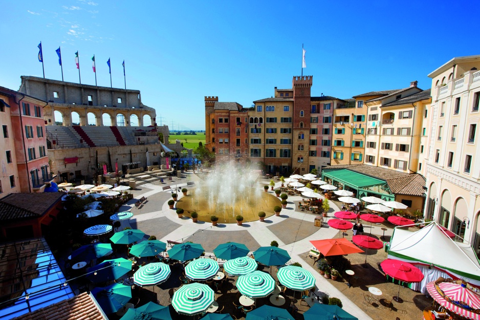 Superior Hotel Colosseo view on the Italian theme town