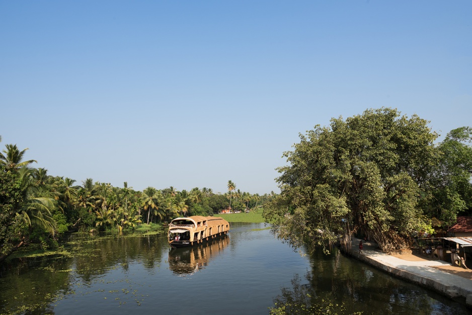 Xandari Riverscapes Traditional River Cruise