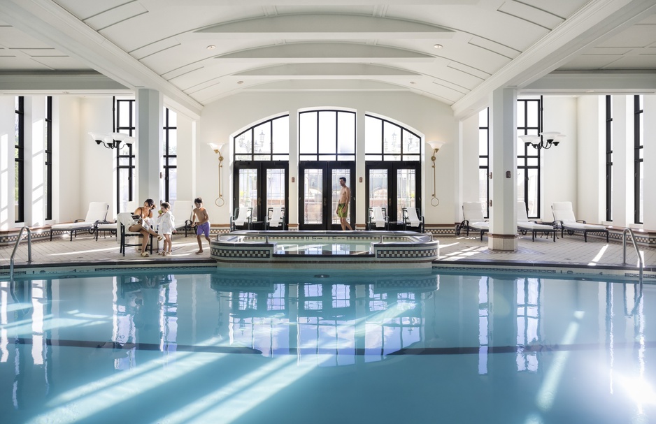 Fairmont Le Chateau Frontenac Swimming Pool