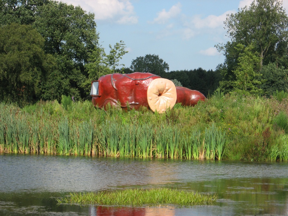 CasAnus – The Giant Intestine Hotel By Van Lieshout