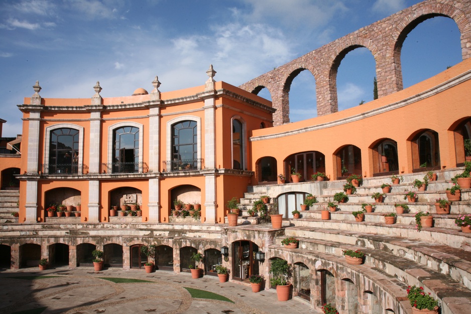 Quinta Real Zacatecas patio