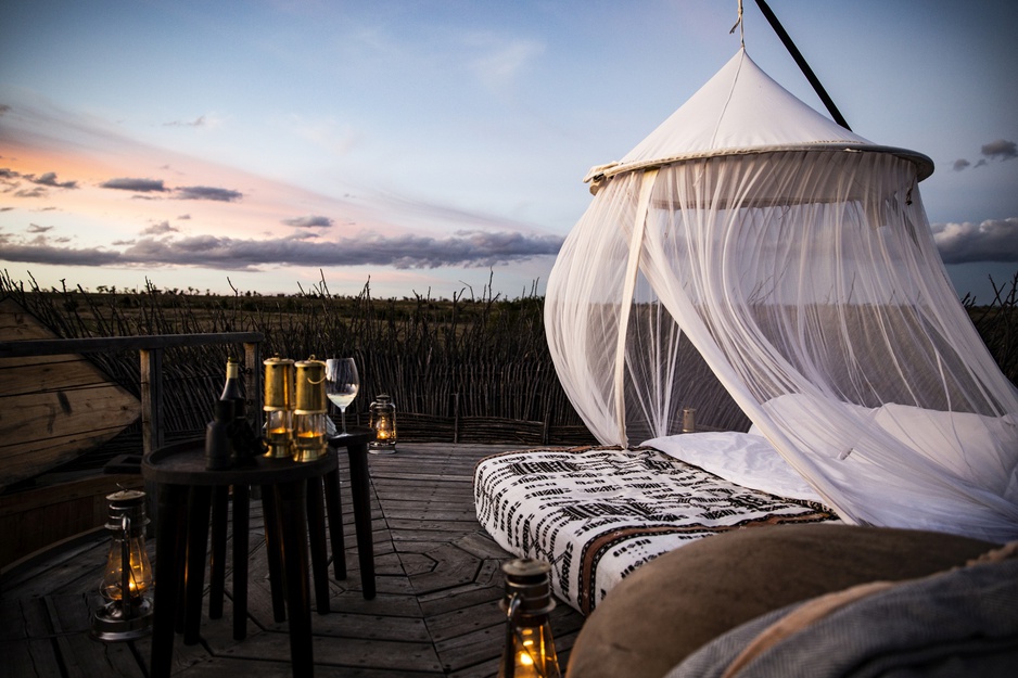 Bird Nest Treehouse Rooftop Open Room