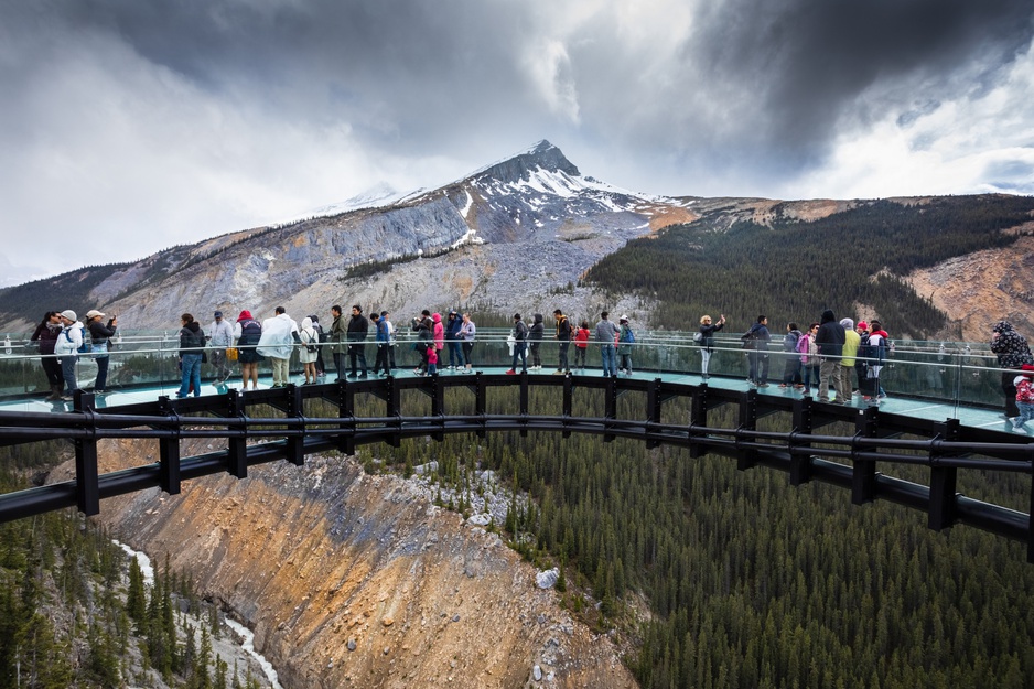 Columbia Icefield Skywalk Bridge