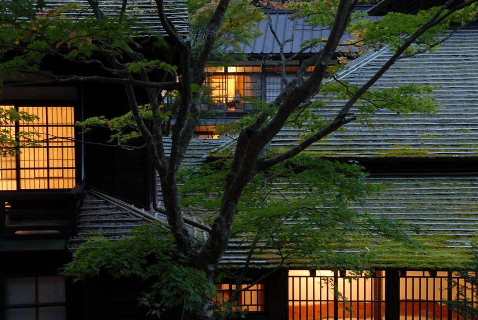 Houshi Onsen Chojukan Hotel Building's Facade