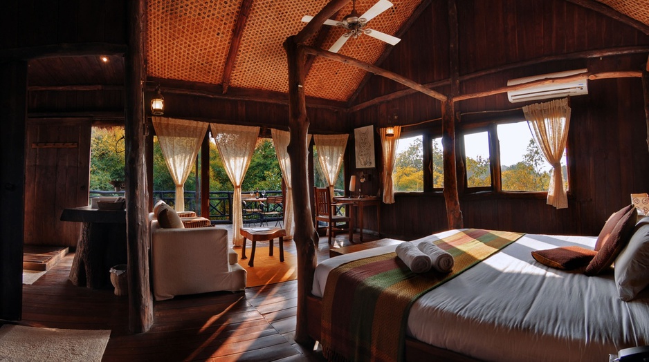 Tree House Hideaway suite