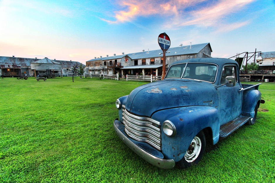 Shack Up Inn With A Rusty Vintage Pickup Truck