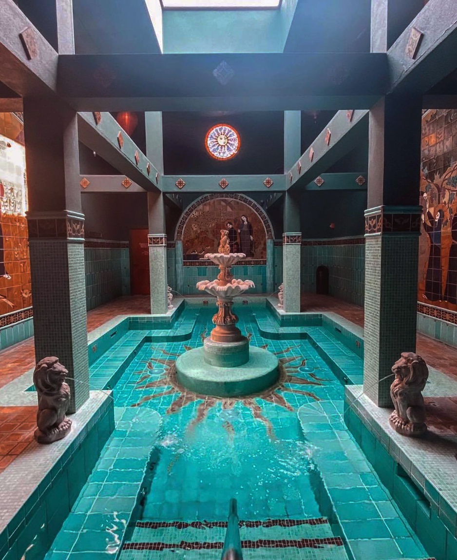 McMenamins Old St. Francis School Hotel Soaking Pool