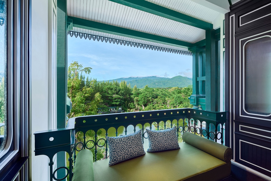 InterContinental Khao Yai Resort - One King Bed Classic Pool Lake View Suite