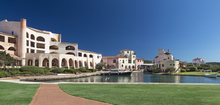 Hotel Cala di Volpe Landmark Building