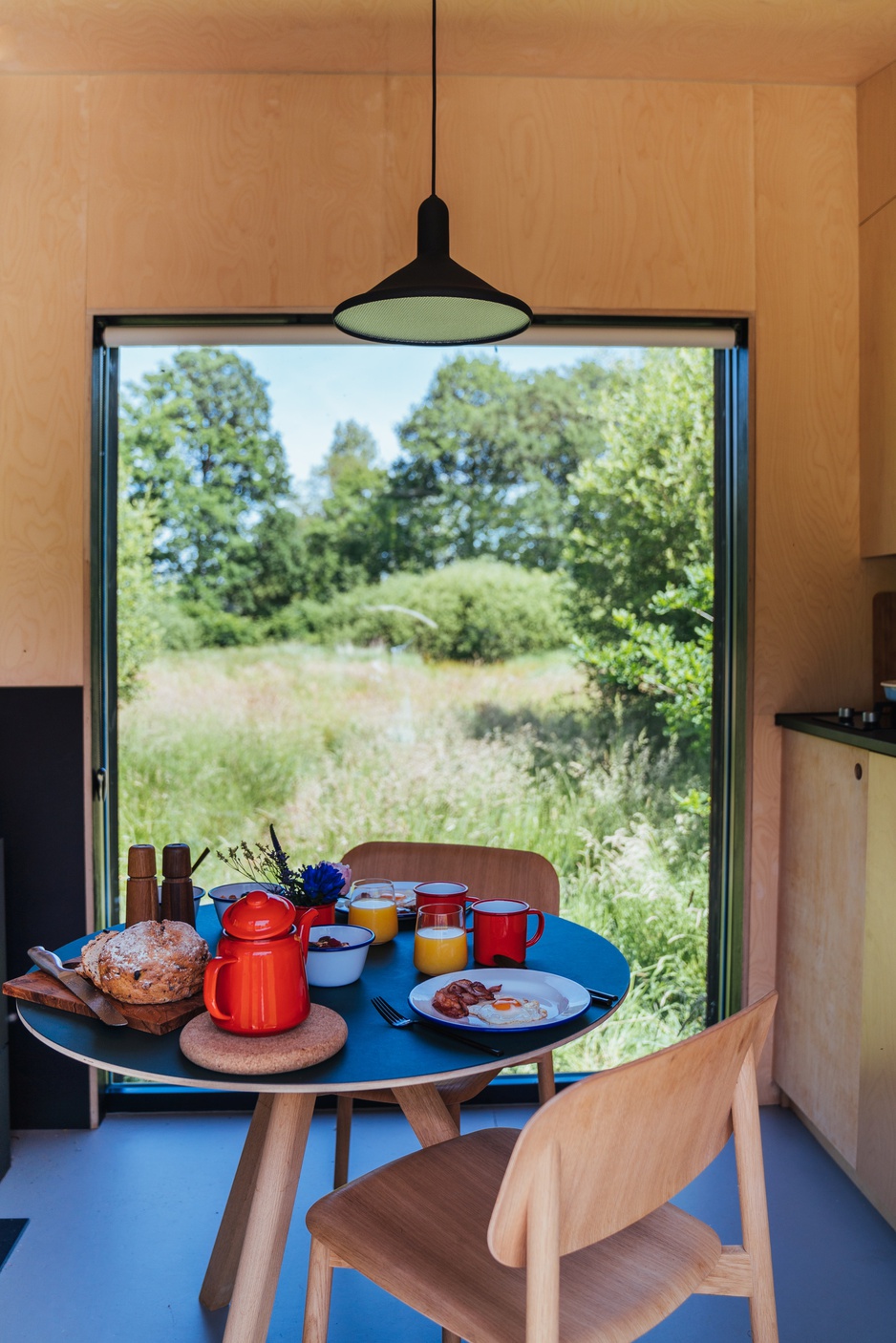 Slow Cabins Lierde Dining Table