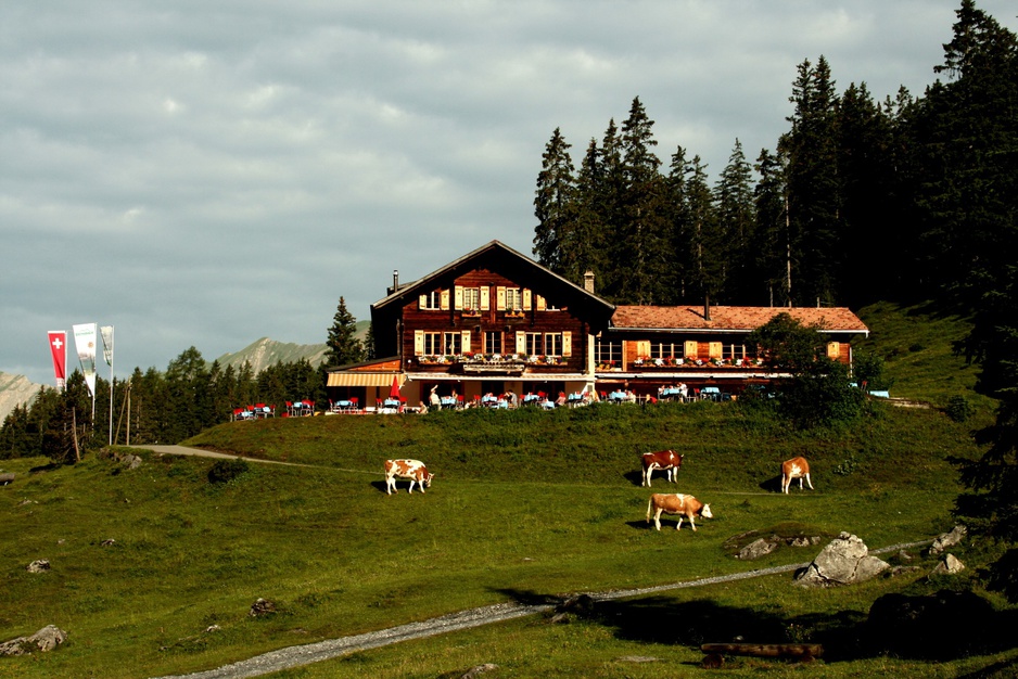 Hotel Öschinensee building frontal