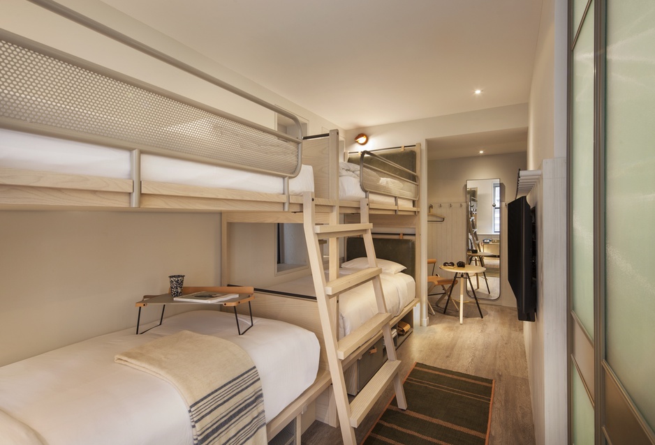 Moxy Times Square Hotel Queen Bunk Bed Room