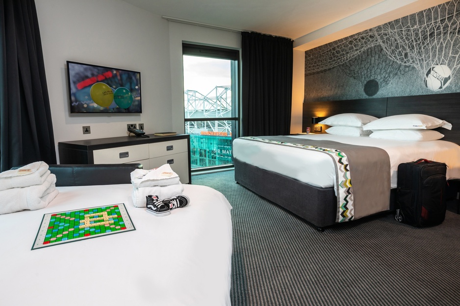 Hotel Football Room With Old Trafford Stadion View