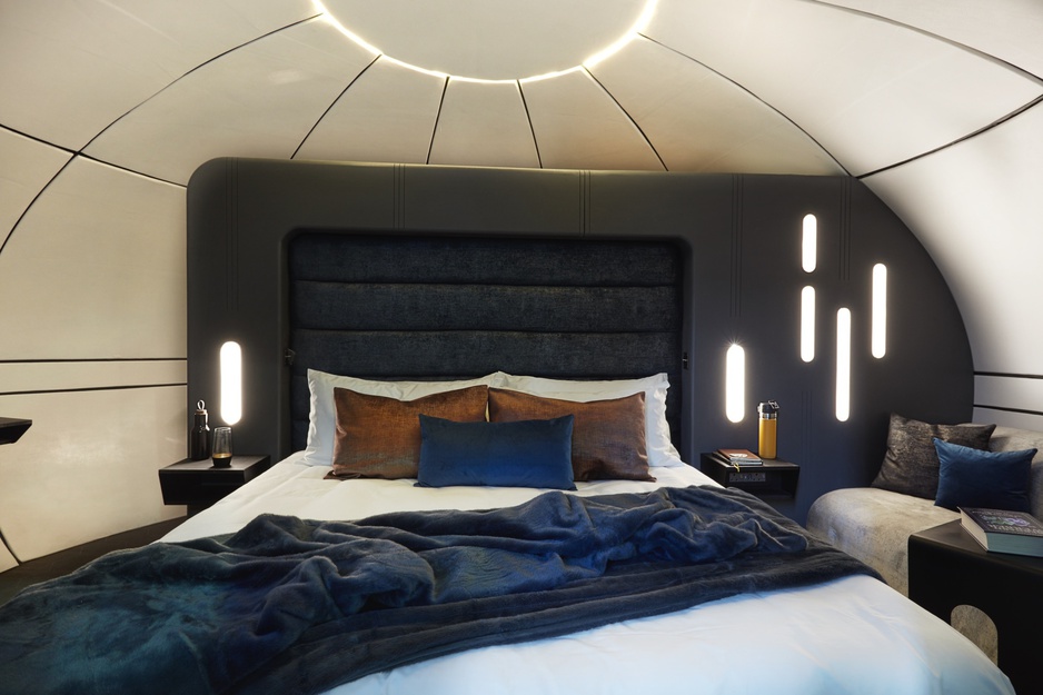 White Desert Antarctica Pod Bed