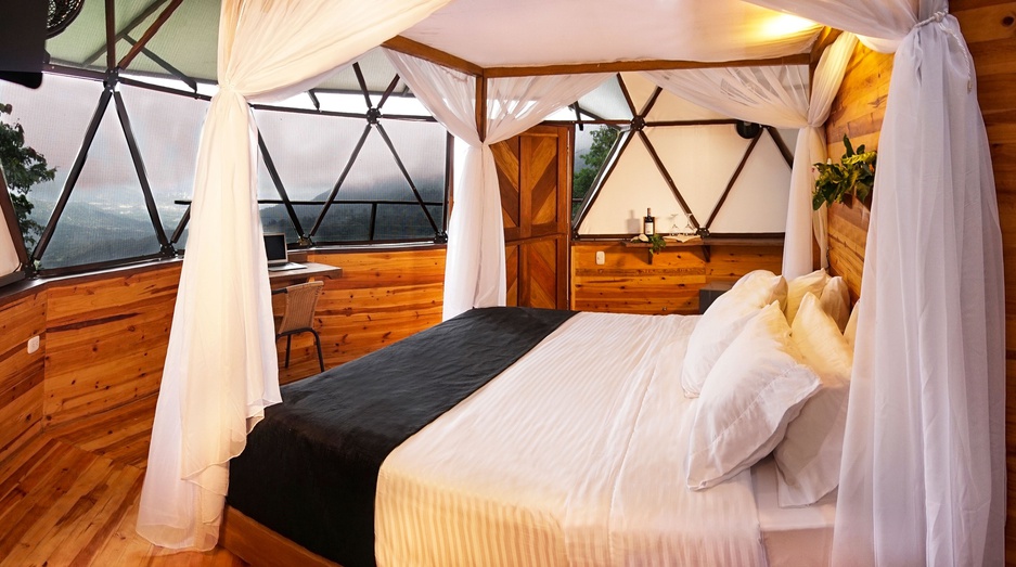 Trekker Glamping Deluxe Suite Interior