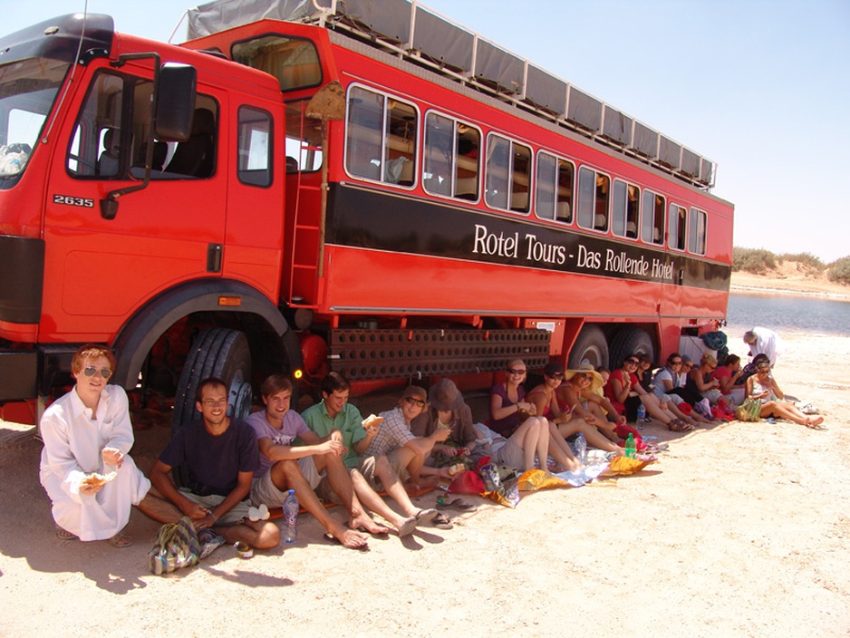 Relaxing in the shade of rotel