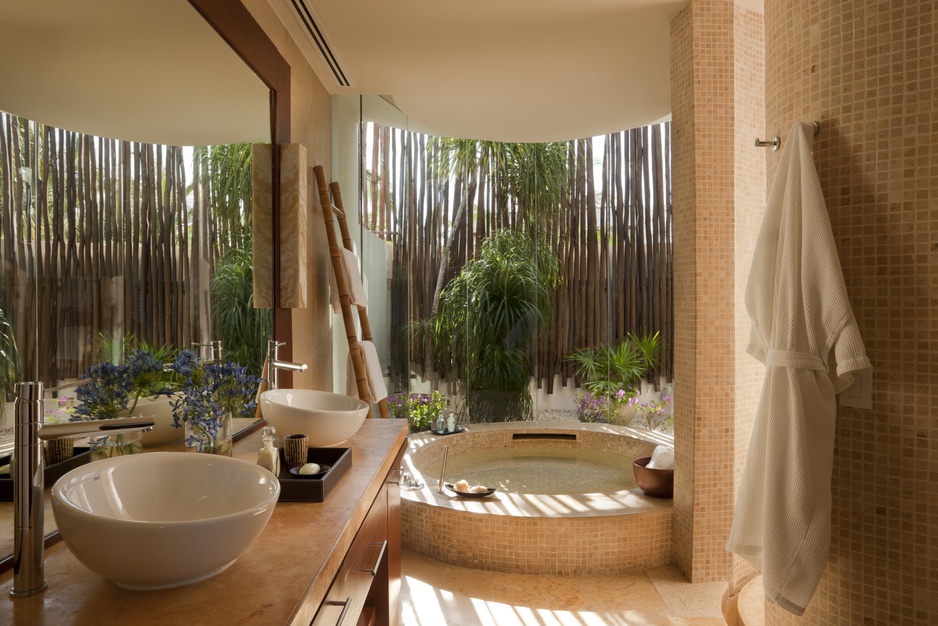 Beach Villa bathroom