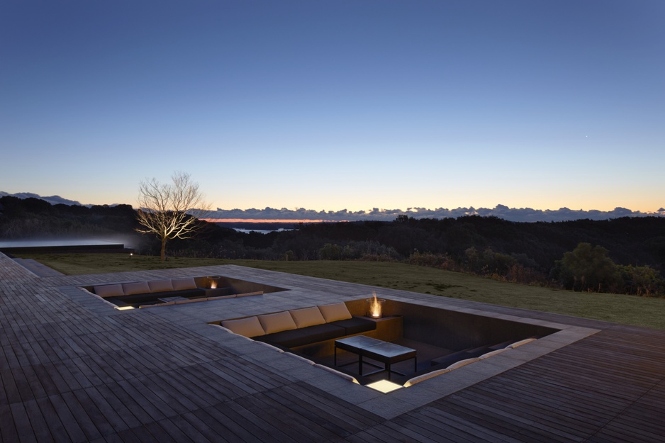 Amanemu sunken terrace