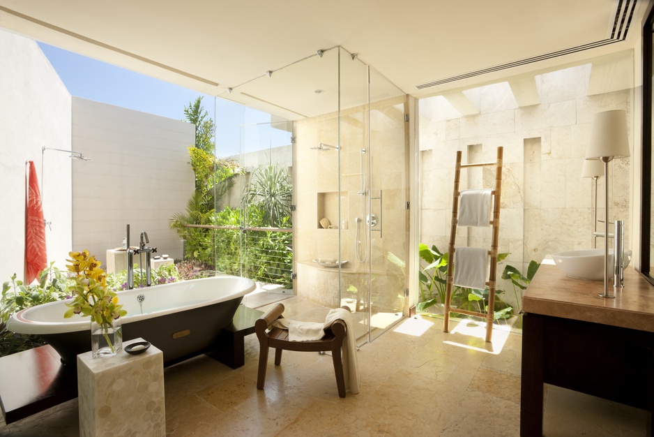 Waterview Villa bathroom