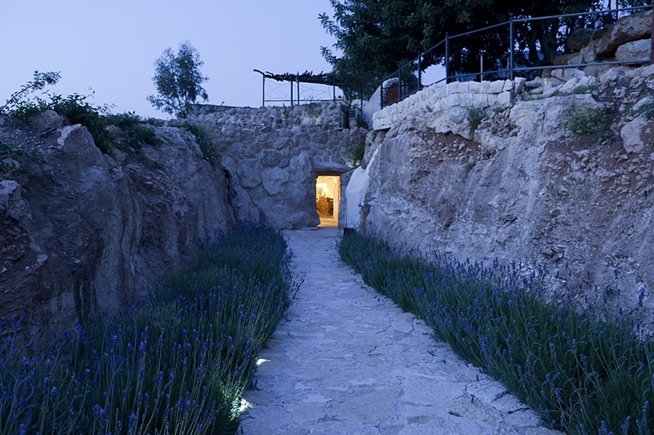 Columbarium caves