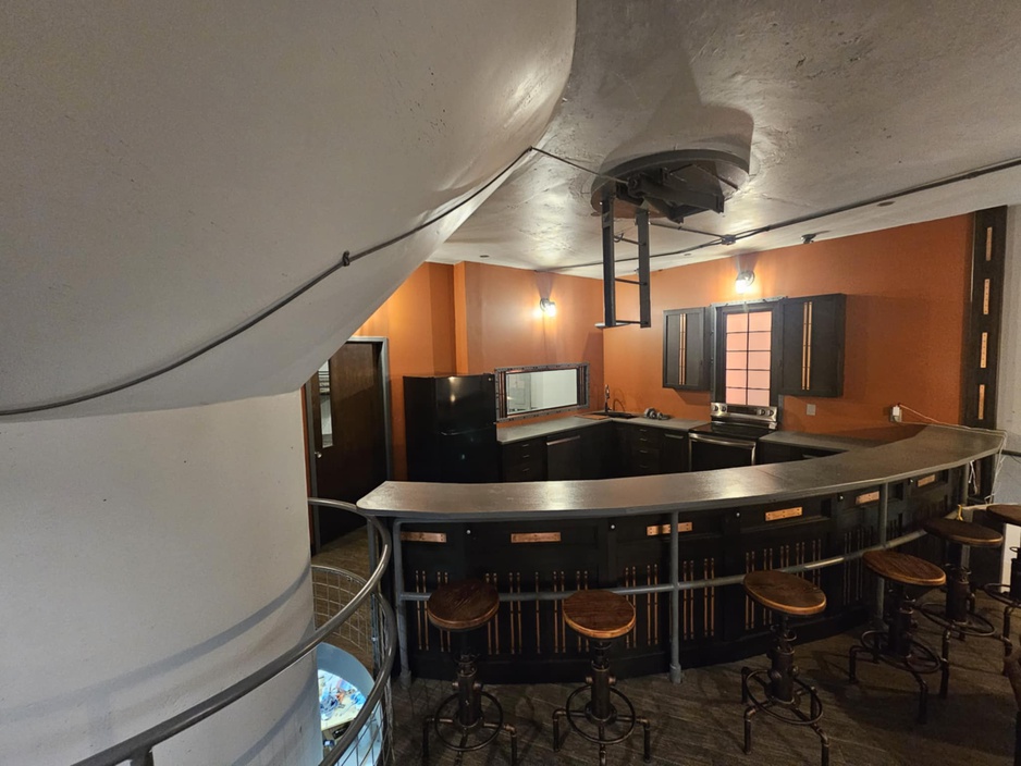 Missile Silo Adventure Resort Kitchen with Bar