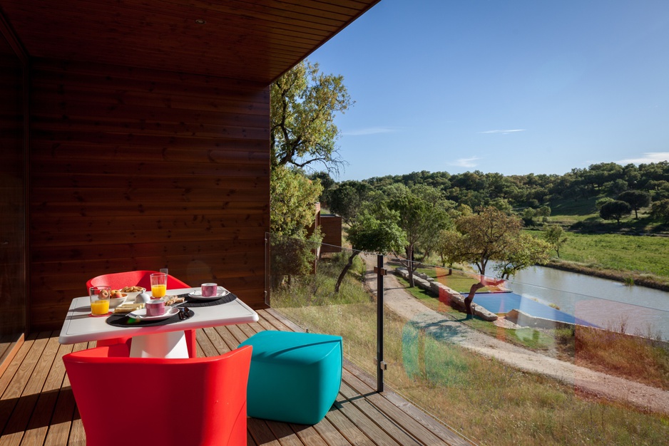 Casa Pequeno-Almoco balcony breakfast