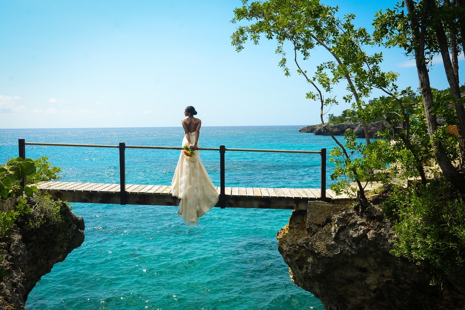 Rockhouse Hotel Bridge Bride Photo