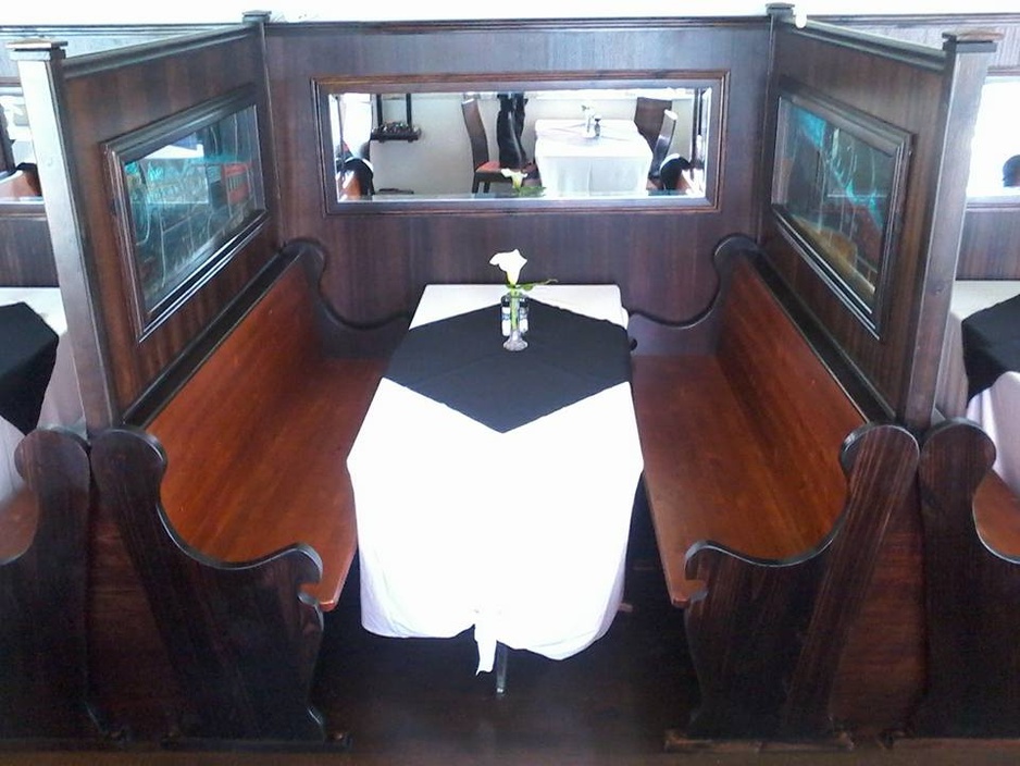 Santos Express train dining carriage