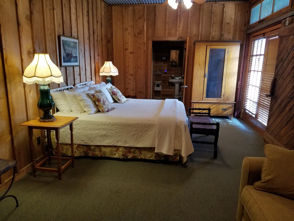 The Antlers Inn Room