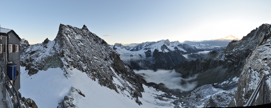 Bertol Hut panorama