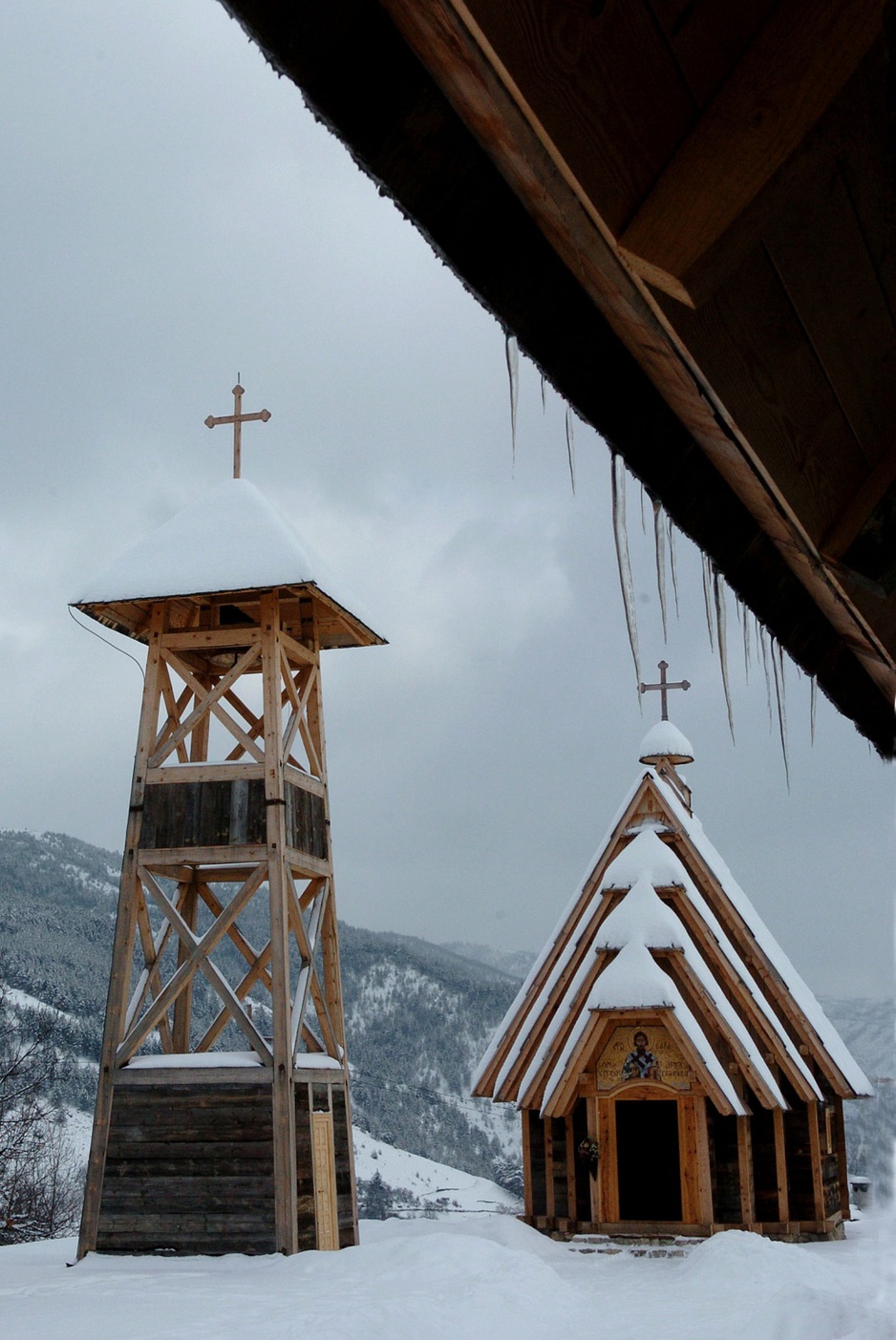 Mecavnik church