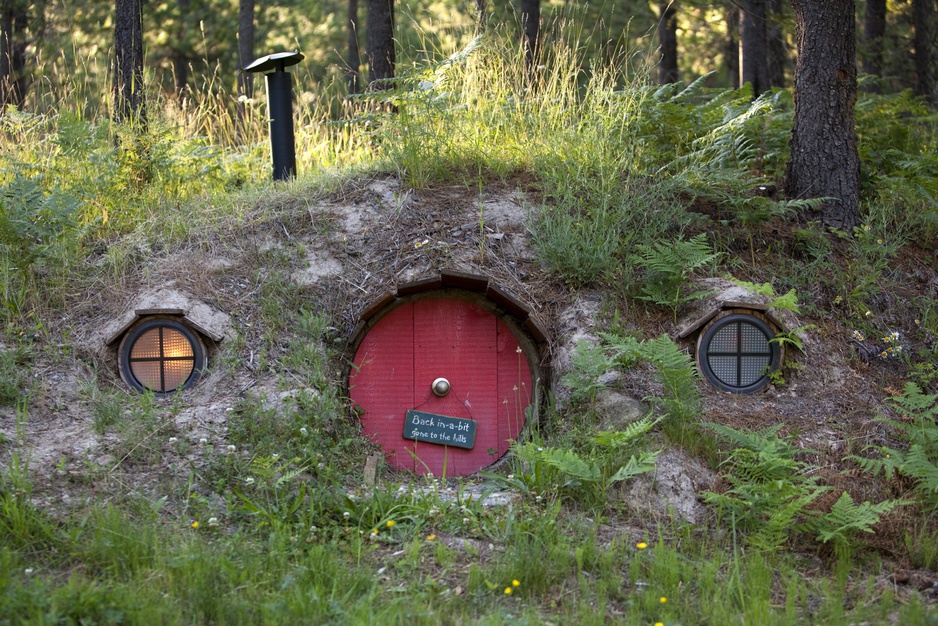 Standard hobbit house