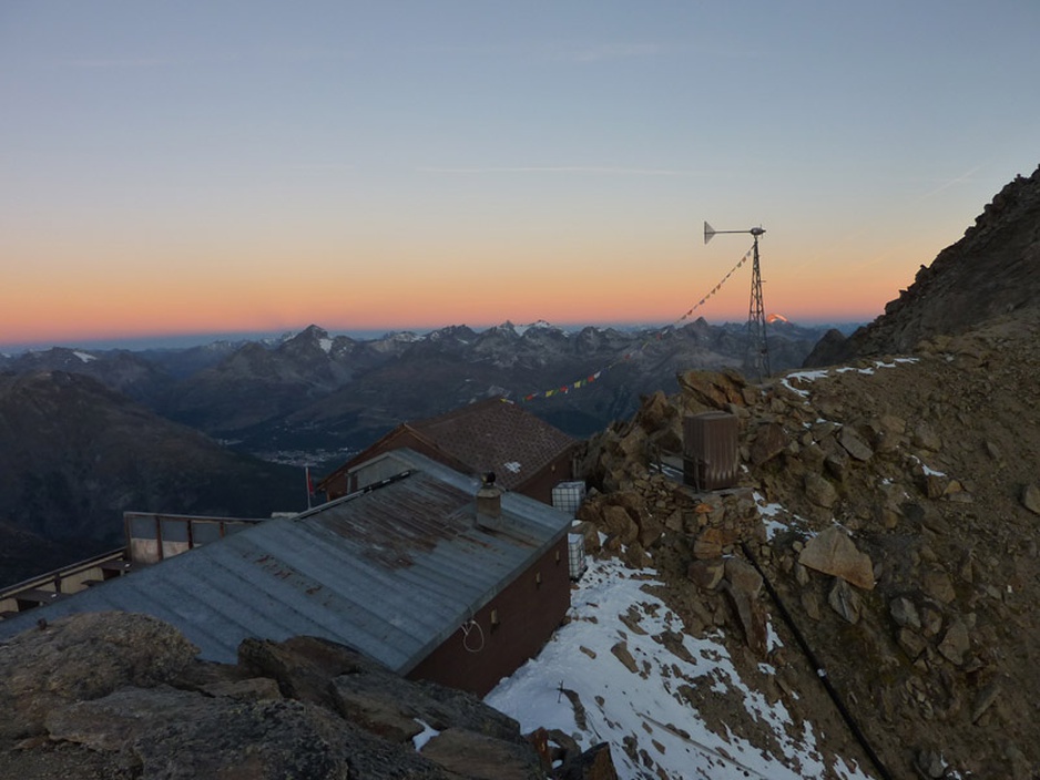 Georgy's Hütte and Alps around