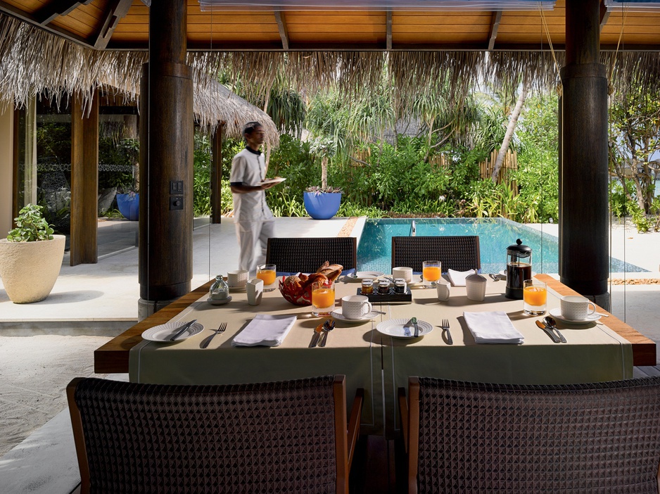 Beach Pool Villa - Outdoor Dining Area