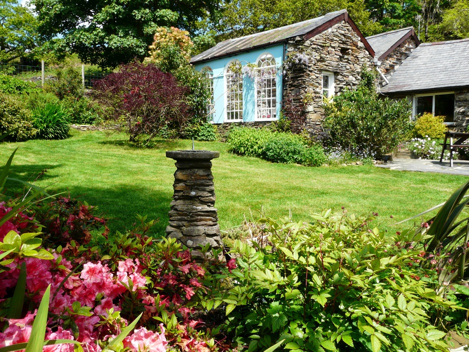 Campbell's Cottage from garden