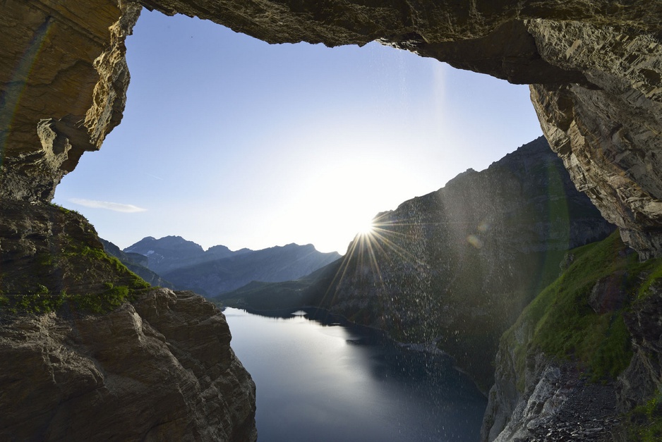 Öschinen Lake view