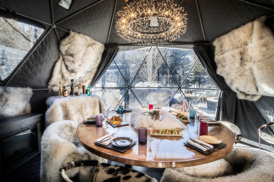 W Aspen Hotel Igloo Dining