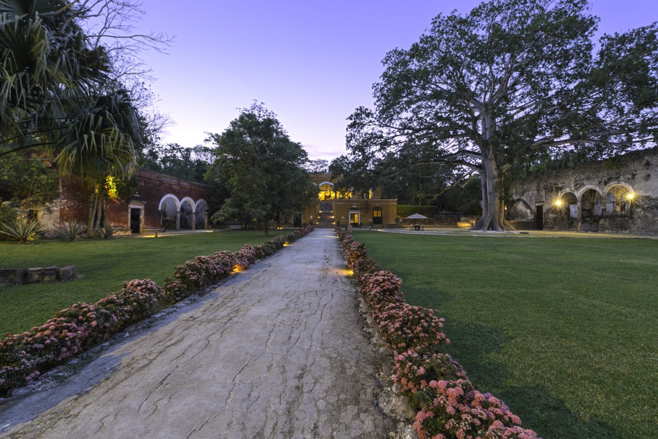 Hacienda Uayamon entrance