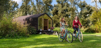 Stayokay Hostel Dordrecht - Floating Glass And Wood Lodge In Biesbosch National Park