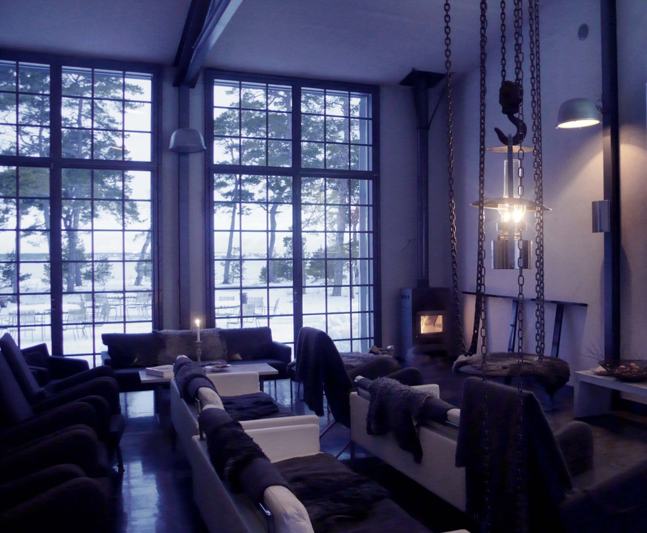 Fabriken Furillen hotel interior